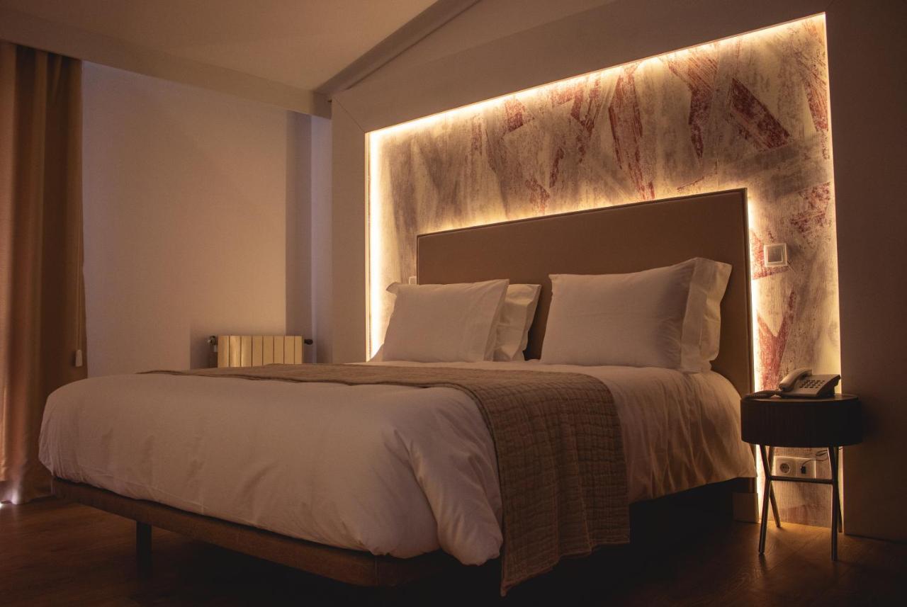 Up Hmb Hotels Fermentelos Екстериор снимка